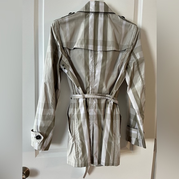 BURBERRY TRENCH PACKABLE COAT SIZE 6 WOMEN- check pattern grey white tan - Picture 2 of 15
